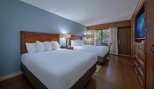 River Balcony Double Queen