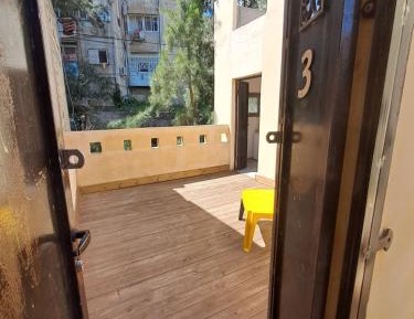 Studio with Balcony