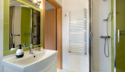 Single Room with Private Bathroom