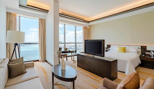 Suite Room - City View / Sea View