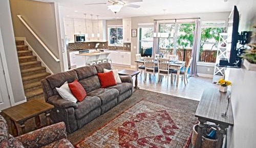 Three-Bedroom Holiday Home 