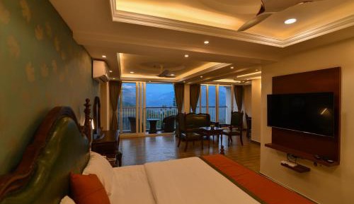 Suite with Balcony