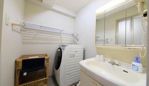 Standard Twin Room with Sea View - Non-Smoking
