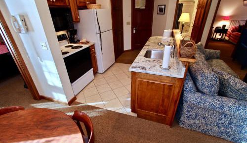 Two-Bedroom Suite
