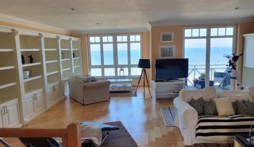 Three-Bedroom Apartment with Balcony and Terrace