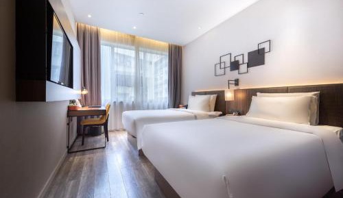 Large Twin Room
