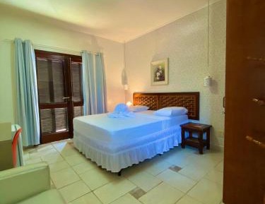 Suite with Pool View