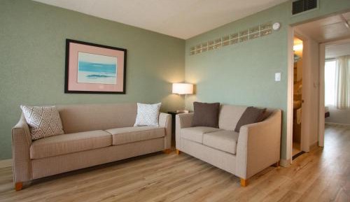 Type B (1 Queen and 1 Full/w Balcony) - Oceanfront Suite