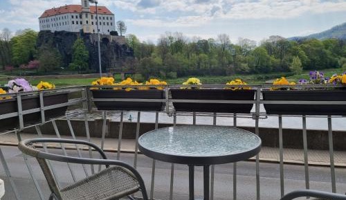 Apartment with Terrace