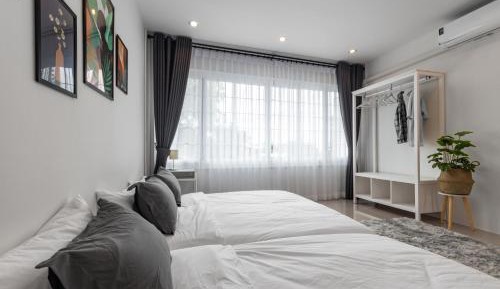 Three-Bedroom Townhouse