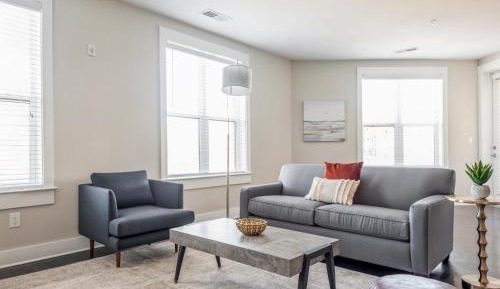 Two-Bedroom Apartment (Self Check-in with Virtual Front Desk)