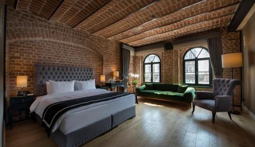 Deluxe Double or Twin Room