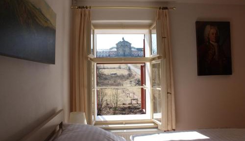 Double Room with Private External Bathroom