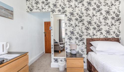 Single Room with Shower