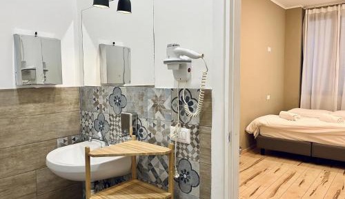 Twin Room with Private Bathroom