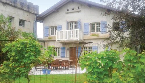 Two-Bedroom Holiday Home