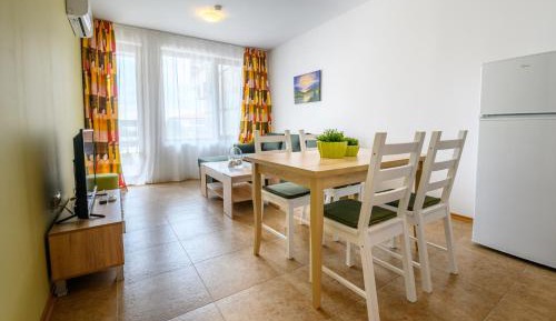Deluxe One Bedroom Apartment