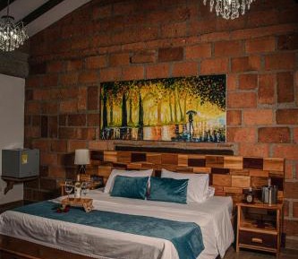 Suite with Balcony