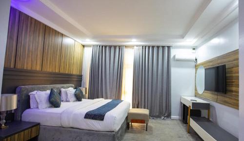 Suite with Balcony