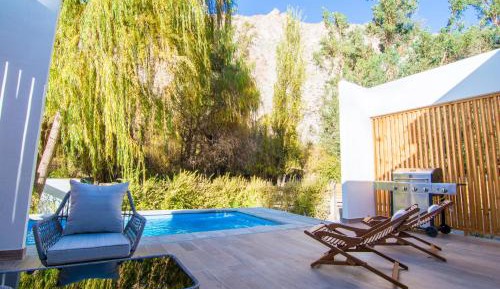 Villa with Private Pool
