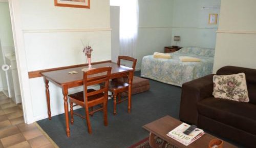 Basic Triple Room