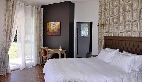 Deluxe Double Room with Bath