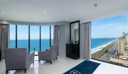 Signature Panorama Sea Front