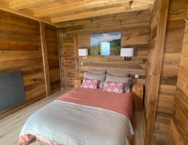 Double Room with Mountain View