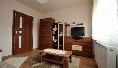 Apartment (4 Adults)