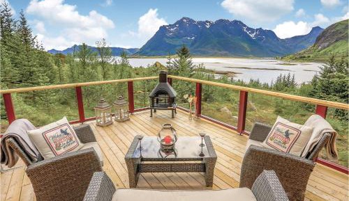 Three-Bedroom Holiday Home 