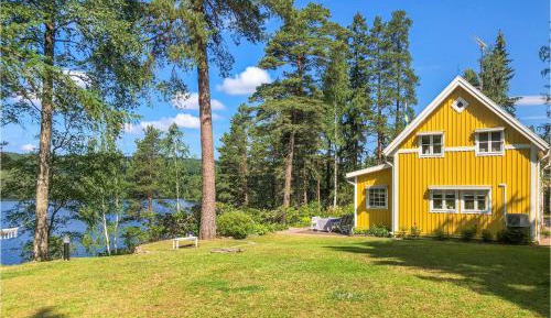 Five-Bedroom Holiday Home