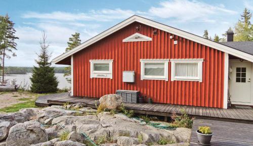 Four-Bedroom Holiday Home