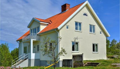 Four-Bedroom Holiday Home