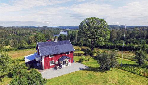 Two-Bedroom Holiday Home