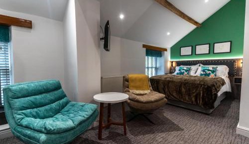 Deluxe Double Room with Bath