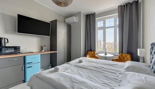 Deluxe Double Room with Shower