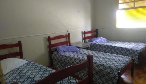 Basic Triple Room with Shared Bathroom