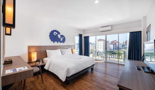Superior King Room