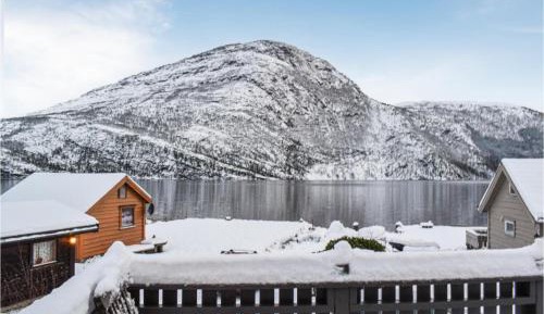 Three-Bedroom Holiday Home 
