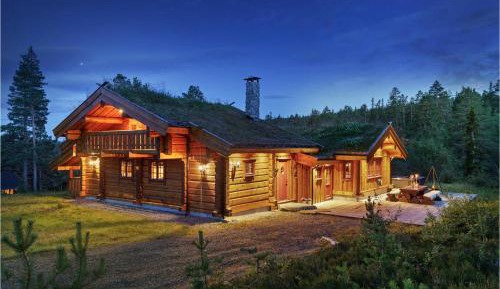 Five-Bedroom Holiday Home