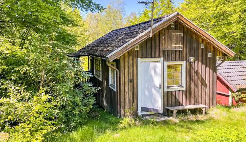 One-Bedroom Holiday Home