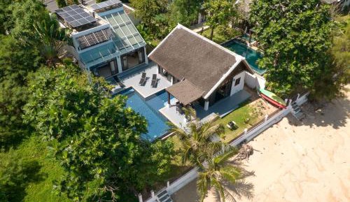 Villa - Beach Front