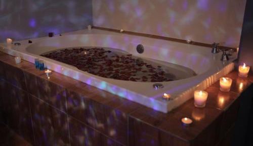 King Suite with Spa Bath