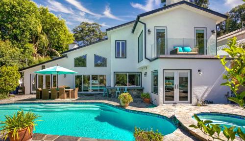 Four bedroom holiday home 