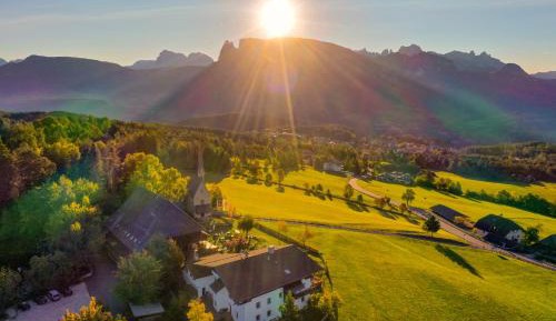 Single Room with Mountain View