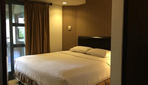 2 BR Business