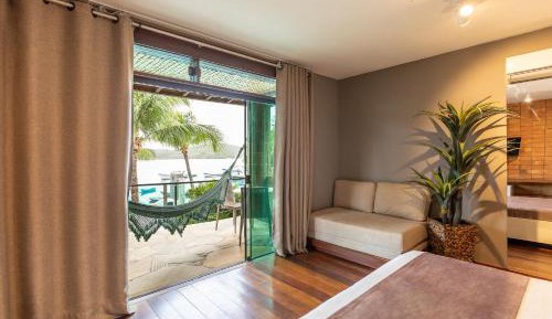 Triple Room with Balcony