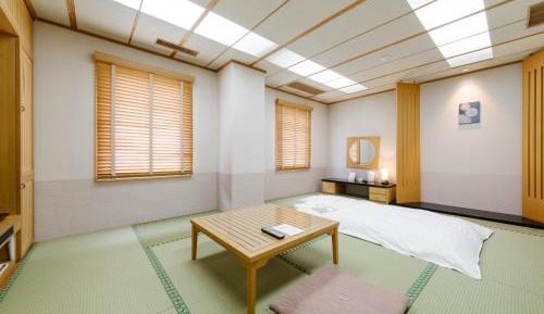 Japanese-Style Quadruple Room