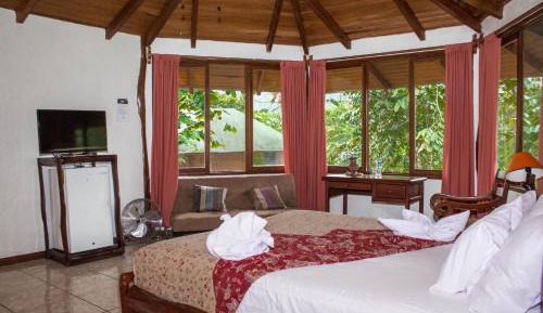 Deluxe Junior Suite
