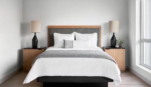Designer Furnished Studio in SoBro